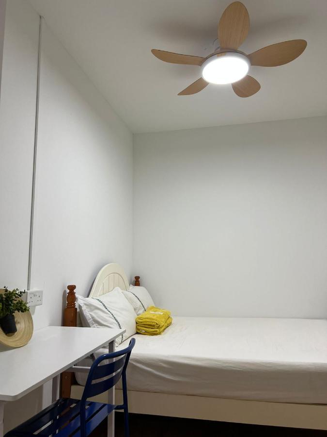 Duke Living Hostel Singapore Exterior photo